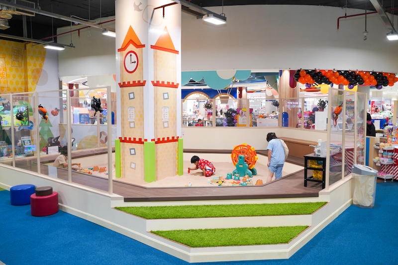 Kidzooona สาขา V-Square Nakhonsawan